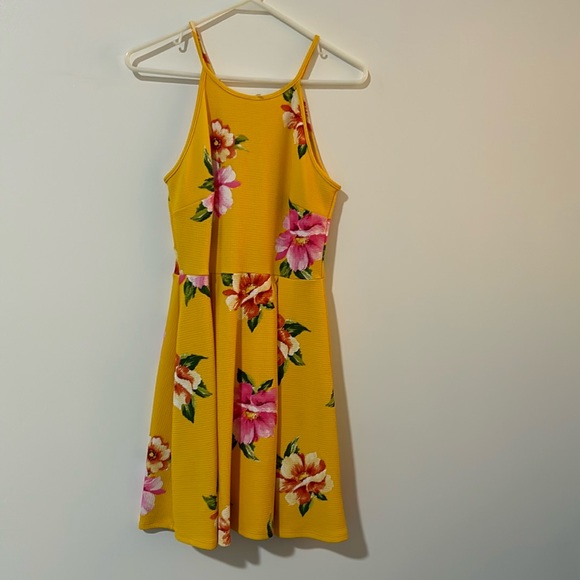 Soprano Yellow Floral Fit & Flare Skater Halter Dress Summer Spring Medium - Picture 2 of 7